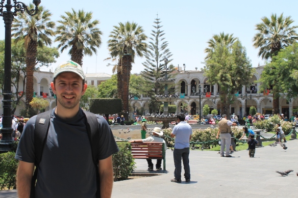 Parte 3 - 05 - Plaza de Armas em Arequipa